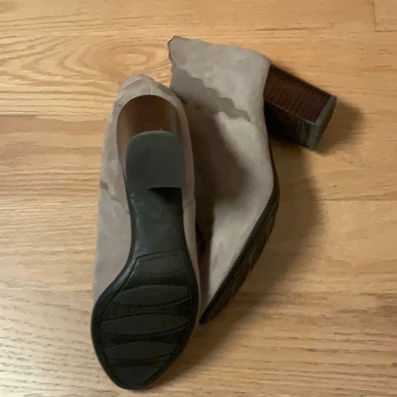 Vaneli Women’s ankle boots, size 7N - Picture 7 of 8